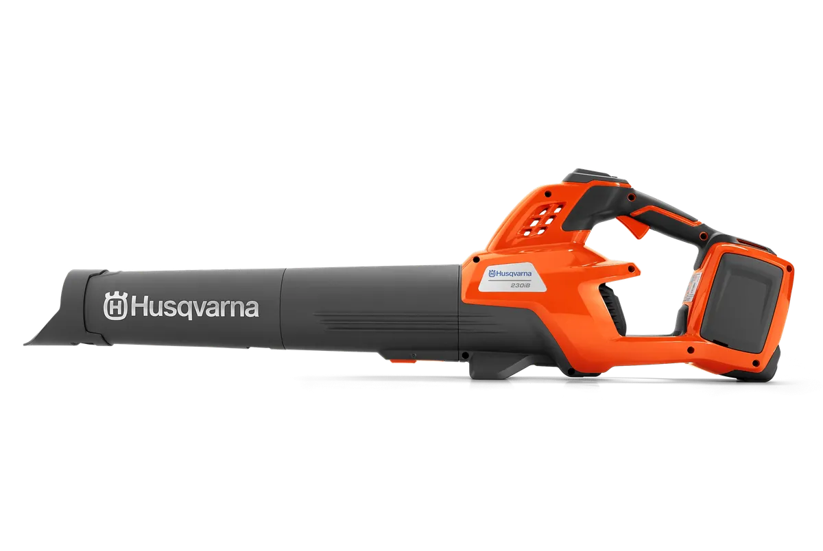 HUSQVARNA 230iB - skats 2