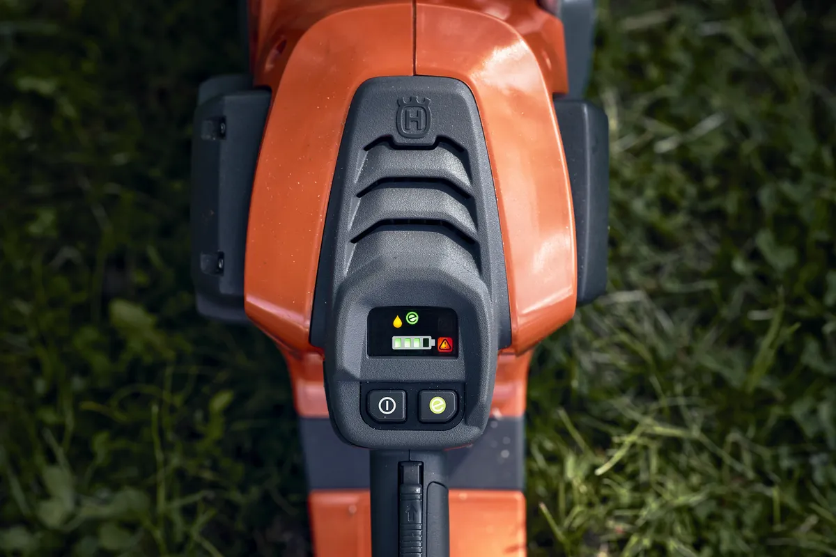 HUSQVARNA 542i XP® G - skats 3