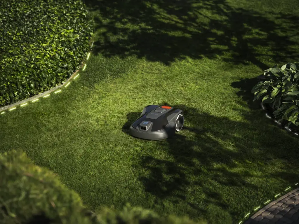 HUSQVARNA Automower® 308V - skats 2