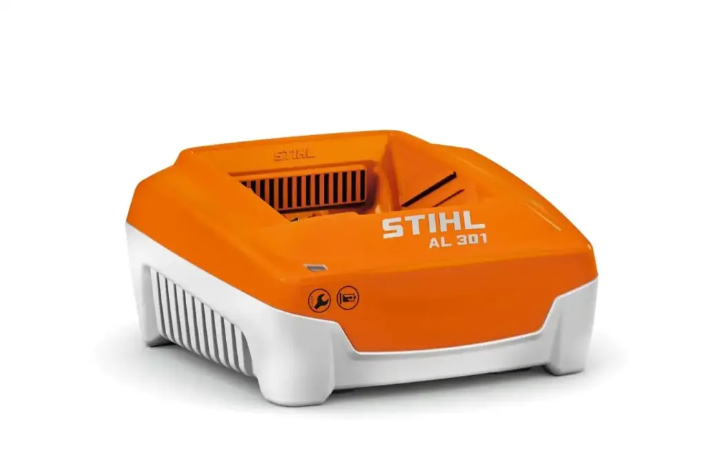 STIHL Lādētājs AL 301