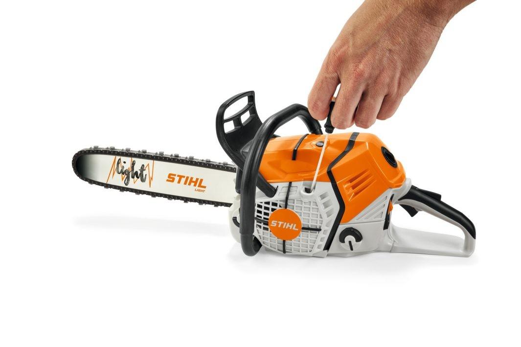 STIHL motorzāģis bērniem - skats 3